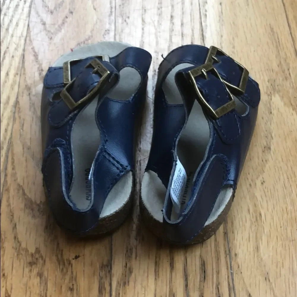 🍭*6/$30* Gymboree navy buckle Velcro sandals - 3